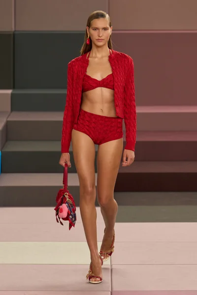Look 17